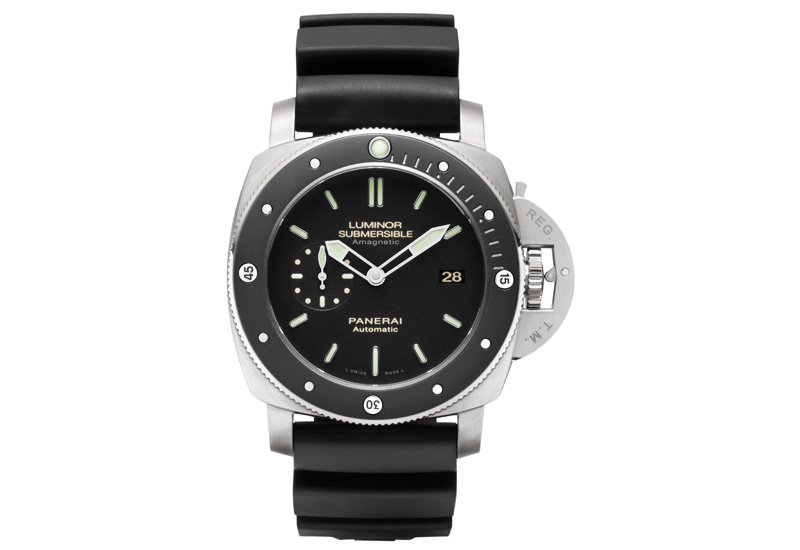 Uyvceeiq panerai luminor submersible